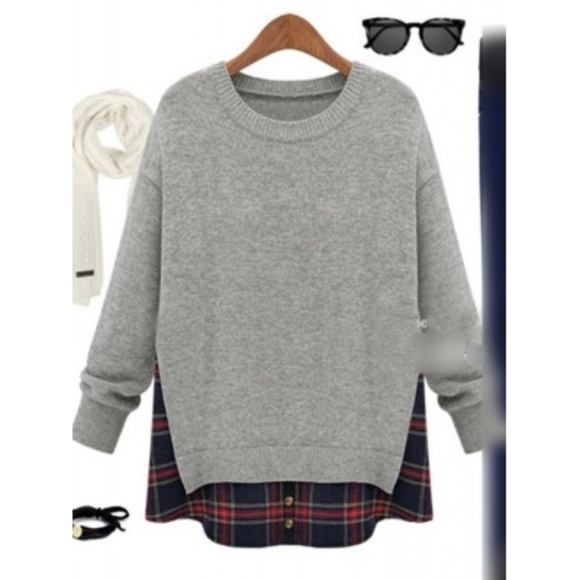 Tops - Plaid Crew Neck Long Sleeved Top